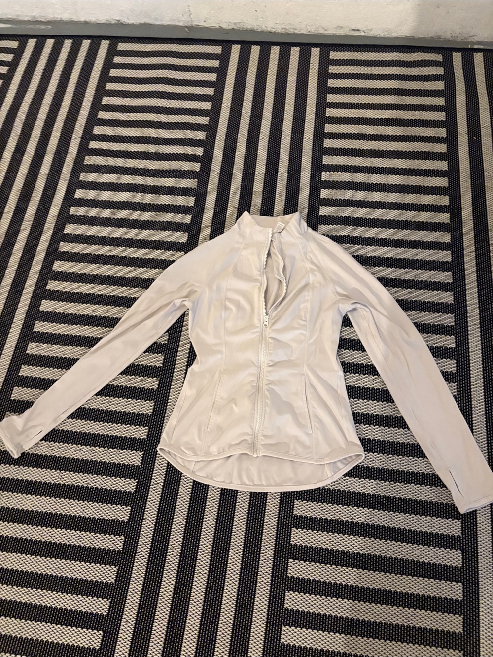 Yogalicious White Zip-Front Long Sleeve Athletic Top